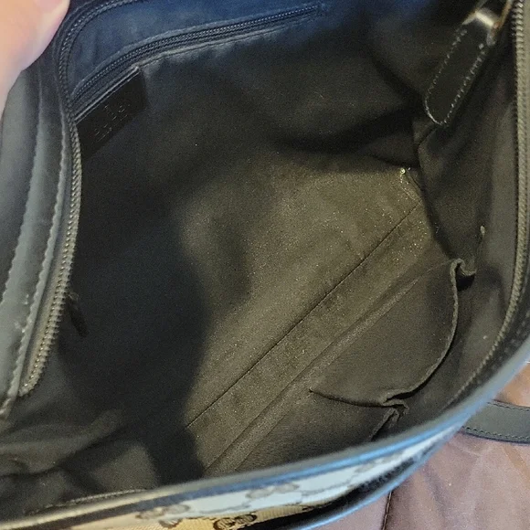 Gucci Beige GG Canvas Crossbody with Red and Green Web Stripe - Picture 10 of 16